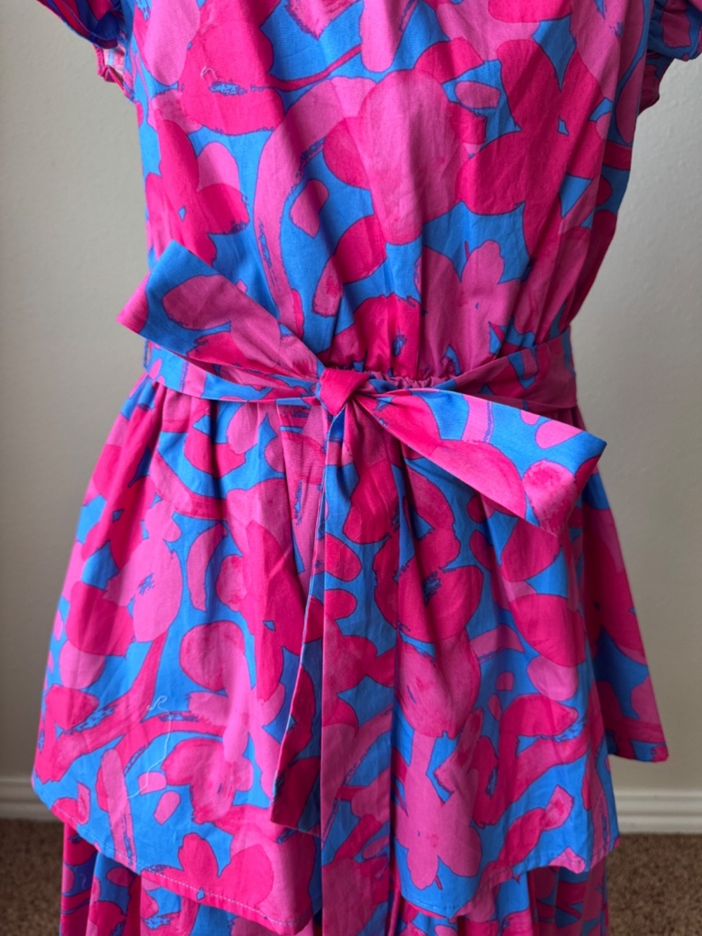 Avara Pink and Blue Dress size S - Picture 2 of 6